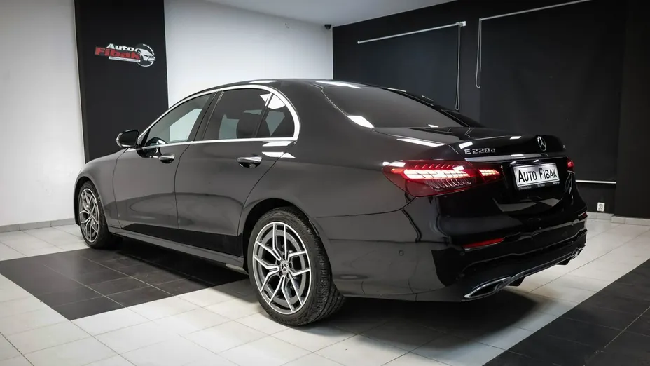 MERCEDES-BENZ E Klasa -