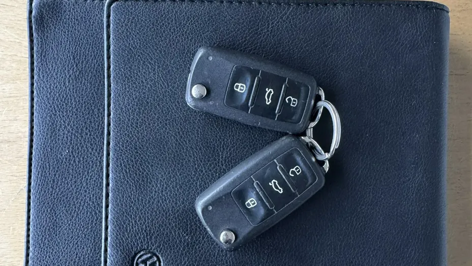 VOLKSWAGEN Touran -