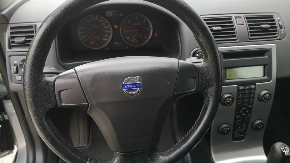 VOLVO C30 -