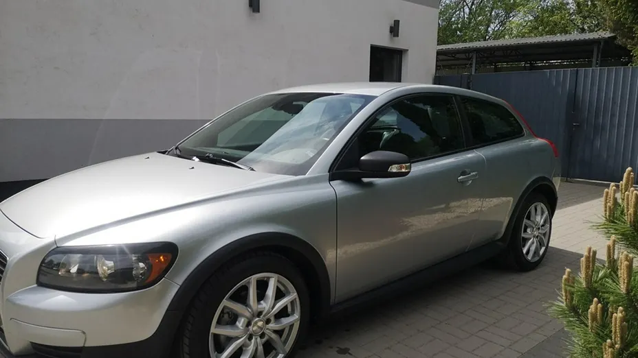 VOLVO C30 -