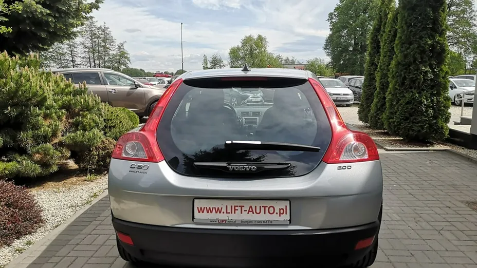 VOLVO C30 -