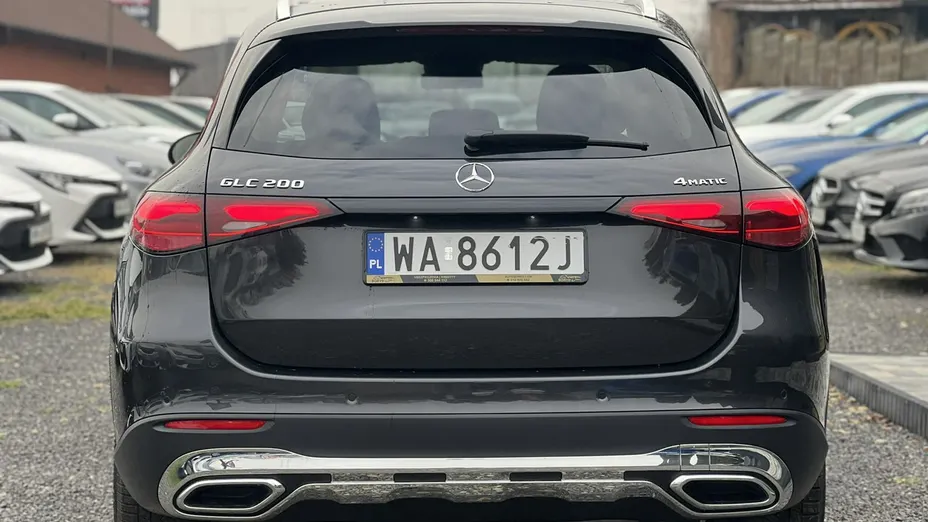 MERCEDES-BENZ GLC -