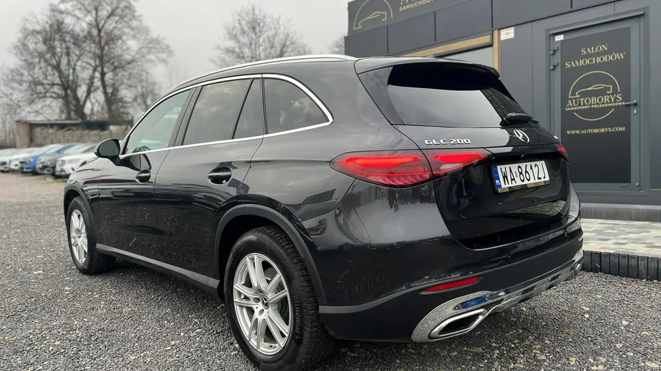 MERCEDES-BENZ GLC -