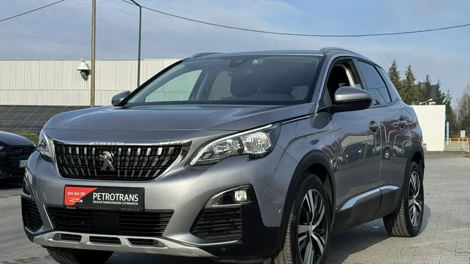 PEUGEOT 3008 -