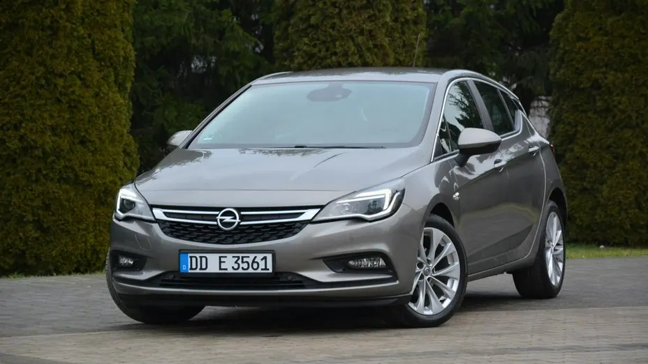 OPEL Astra -