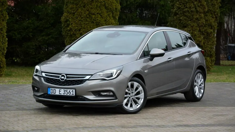 OPEL Astra -