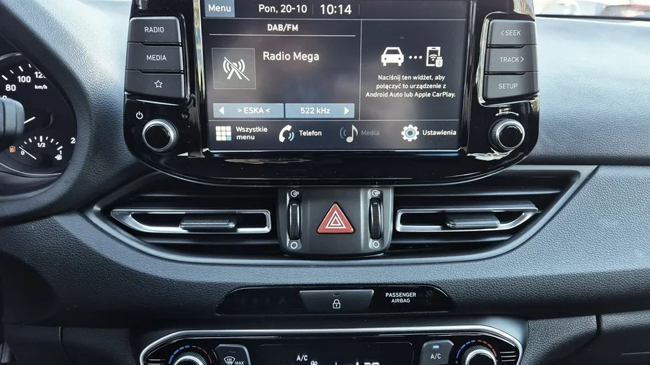 HYUNDAI i30 -