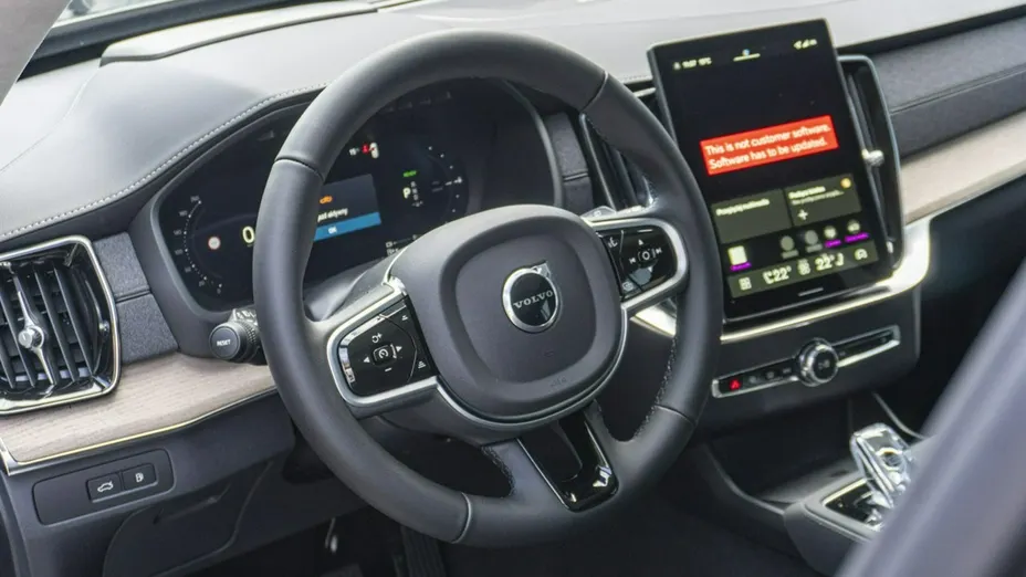 VOLVO XC90 -