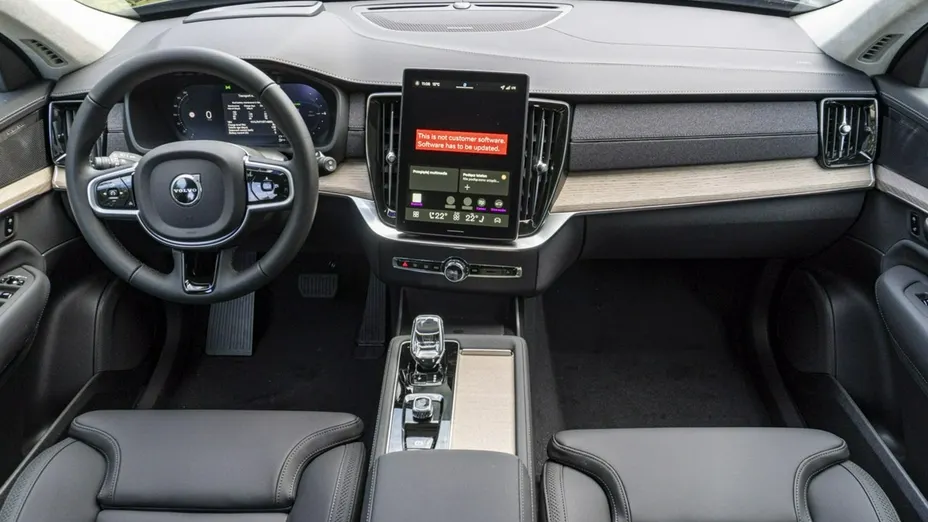 VOLVO XC90 -