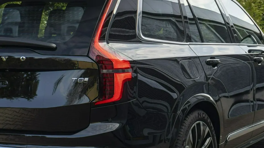 VOLVO XC90 -