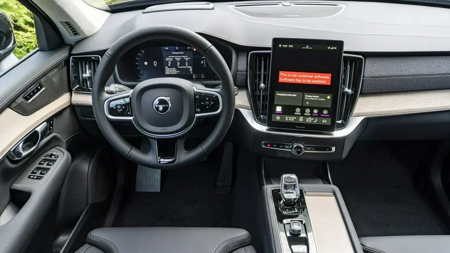 VOLVO XC90 -