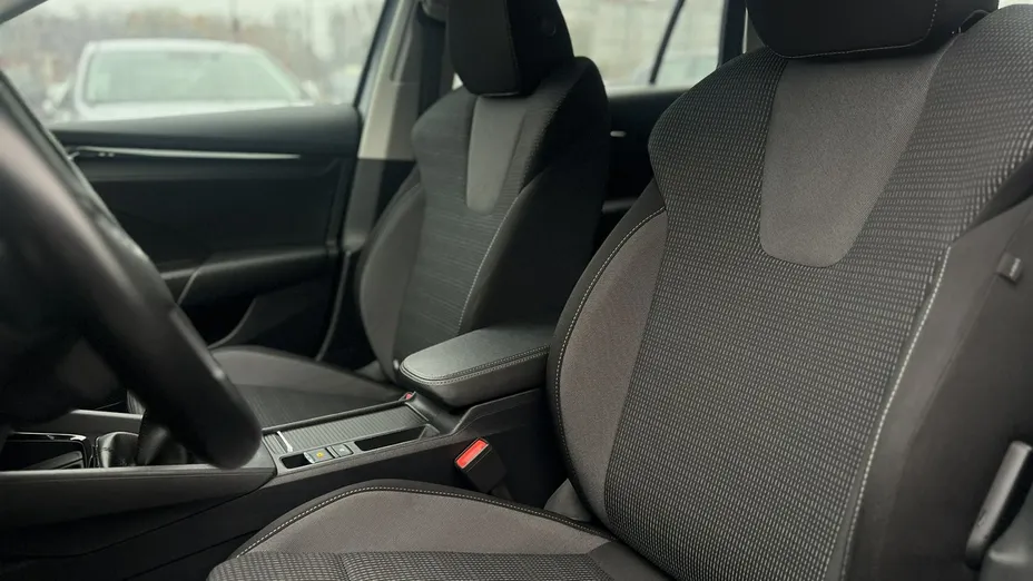 SKODA Octavia -