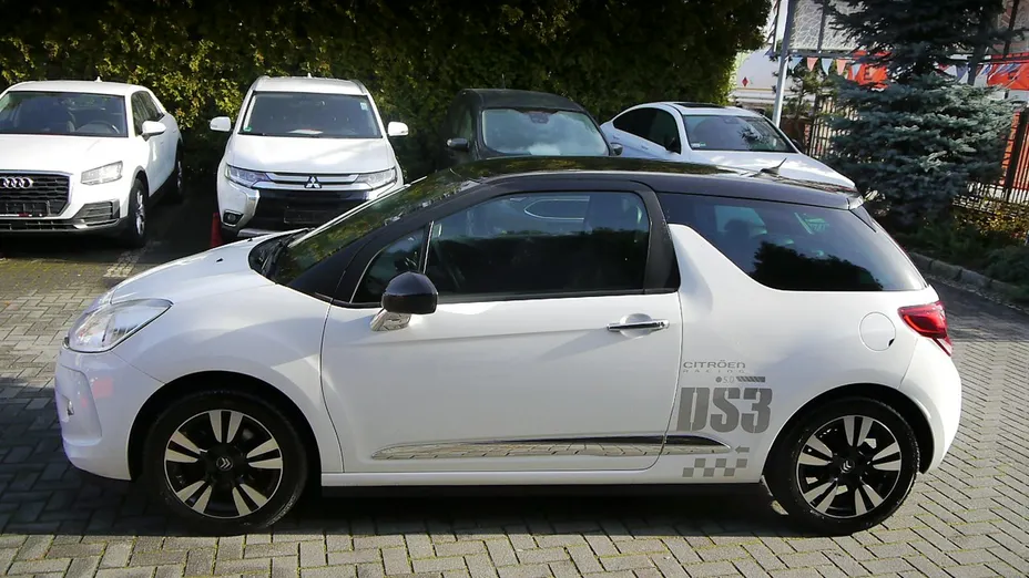 CITROEN DS3 -