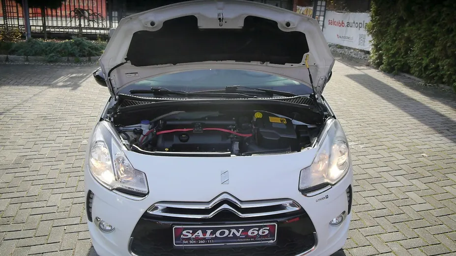 CITROEN DS3 -
