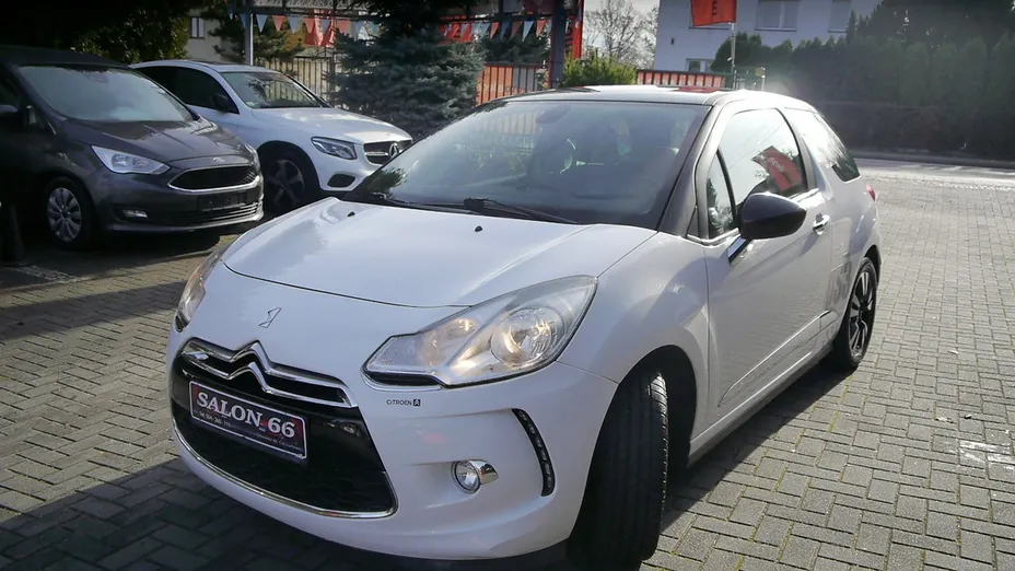 CITROEN DS3 -