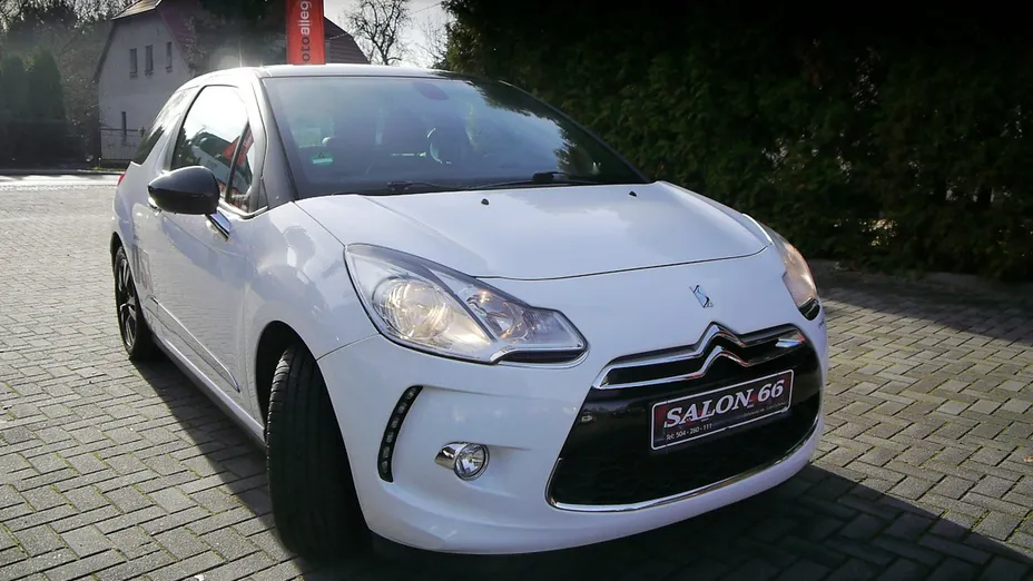 CITROEN DS3 -