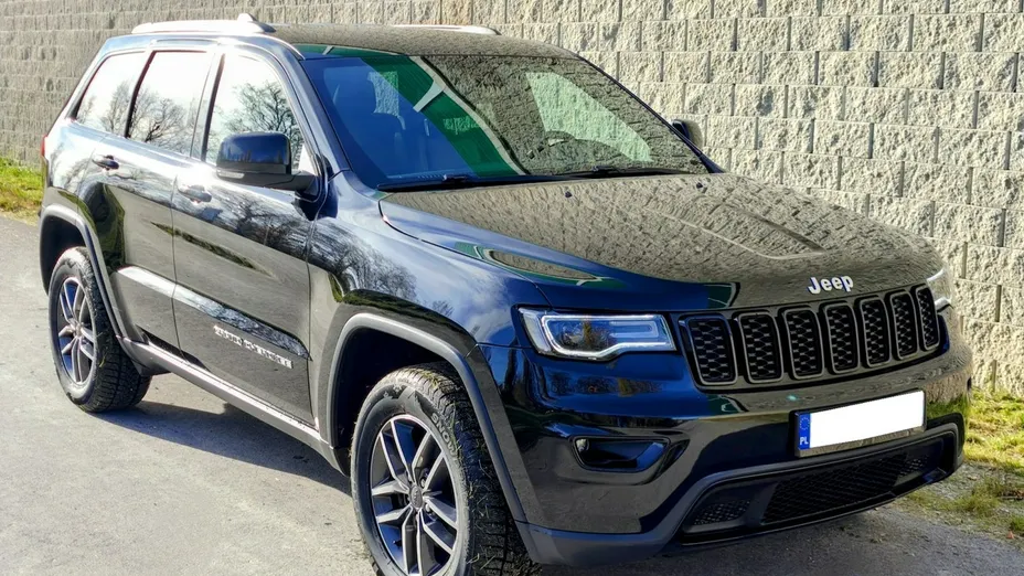 JEEP Grand Cherokee -
