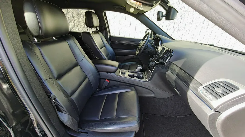 JEEP Grand Cherokee -