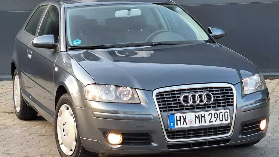 AUDI A3 -