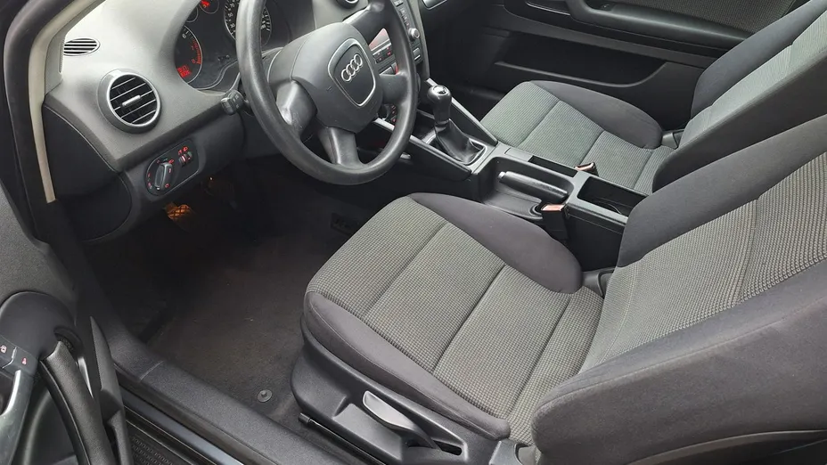 AUDI A3 -