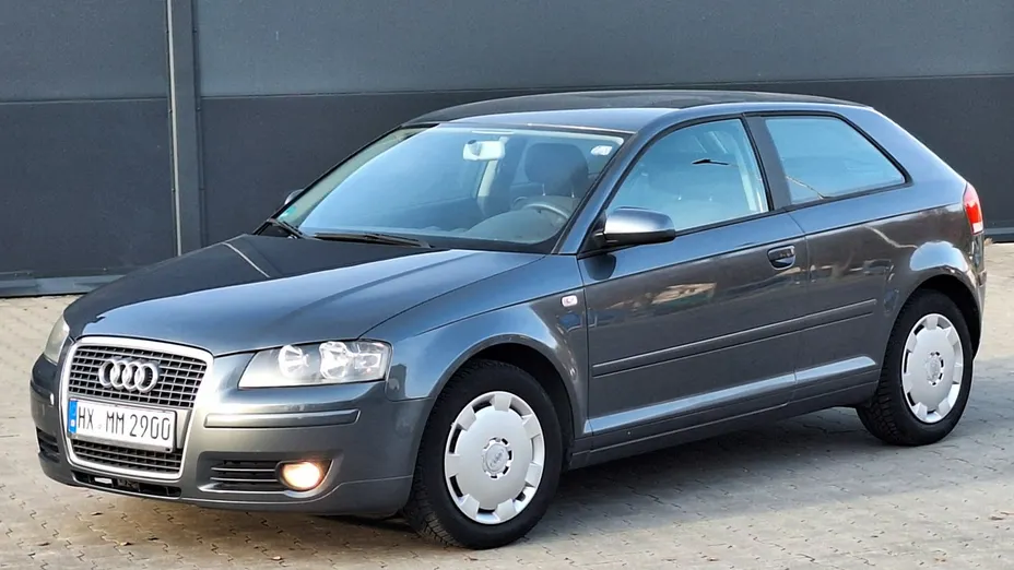 AUDI A3 -