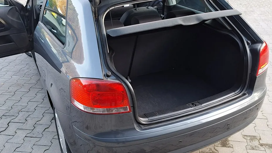 AUDI A3 -
