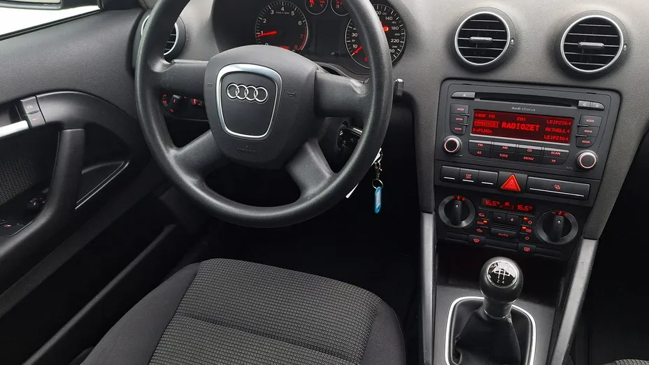 AUDI A3 -
