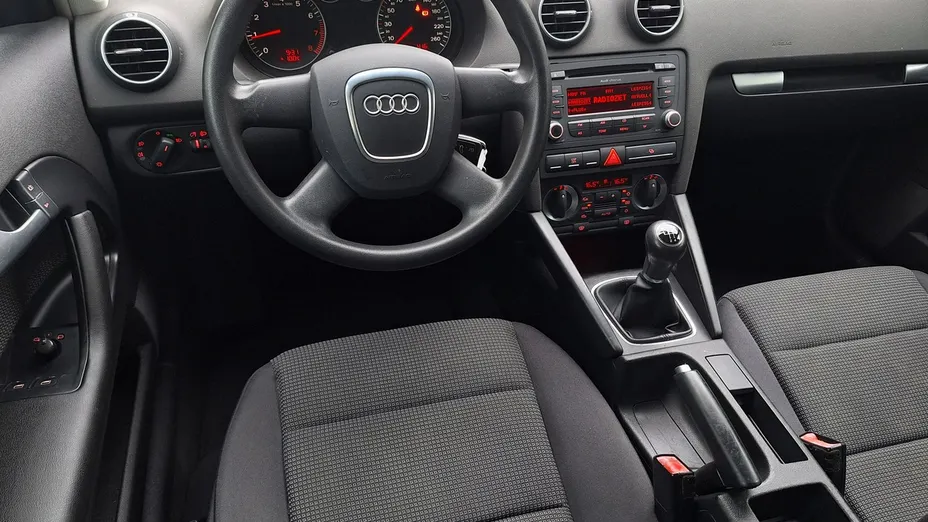 AUDI A3 -