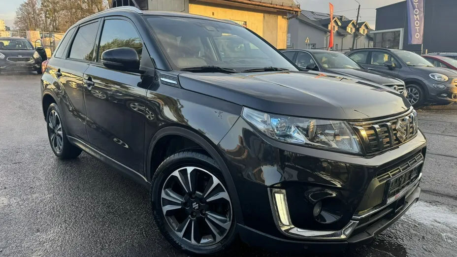 SUZUKI Vitara -