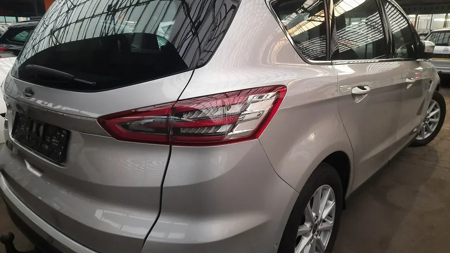 FORD S-MAX -