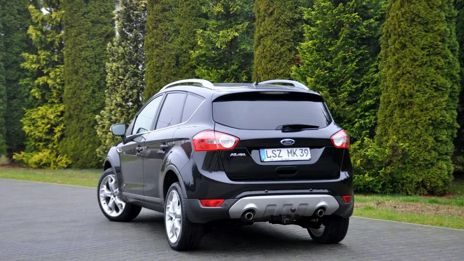 FORD Kuga -