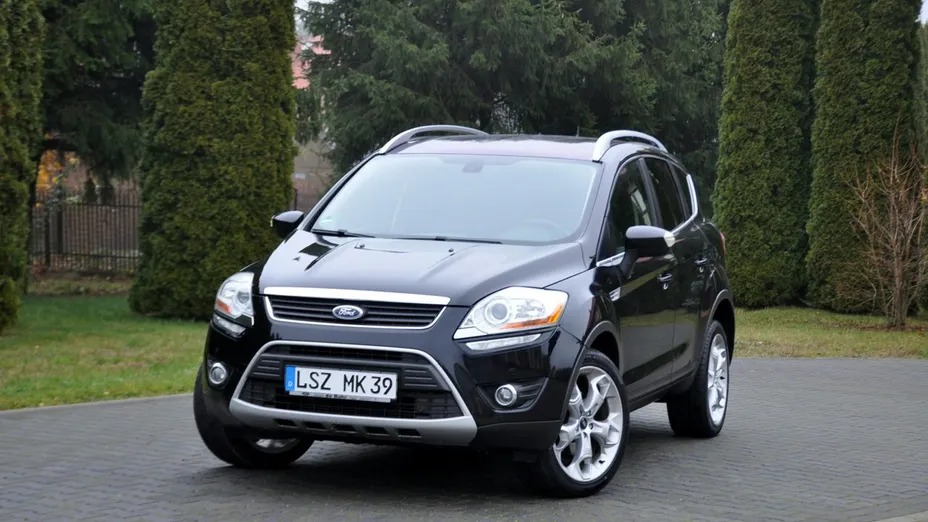 FORD Kuga -