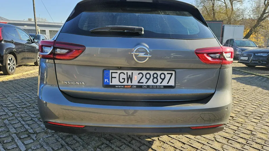 OPEL Insignia -