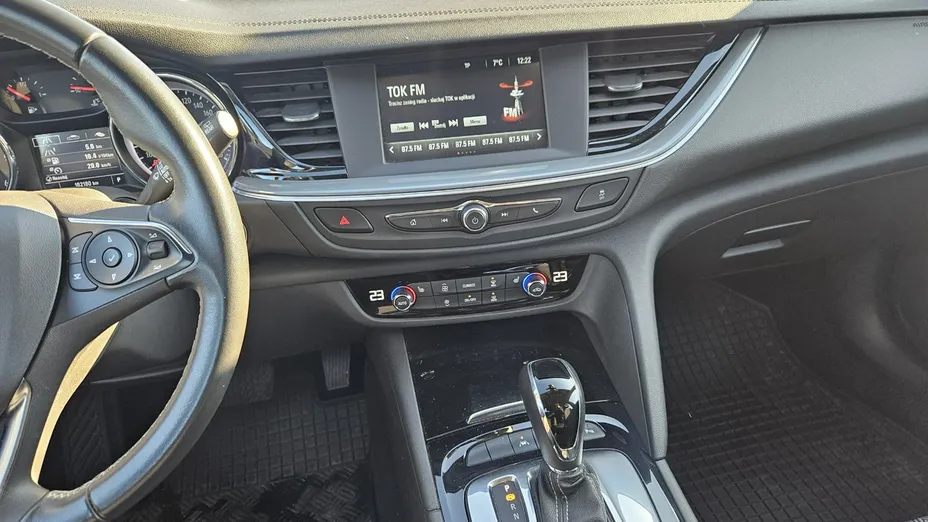 OPEL Insignia -