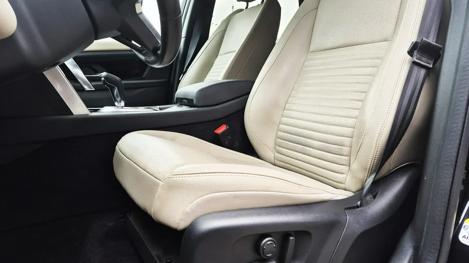 LAND ROVER Discovery Sport -
