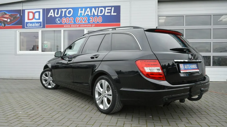 MERCEDES-BENZ C Klasa -