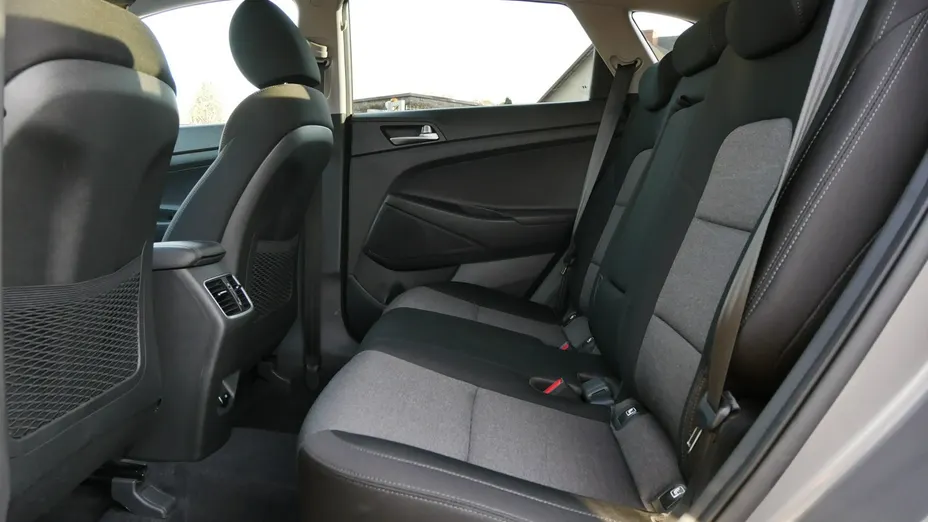 HYUNDAI Tucson -