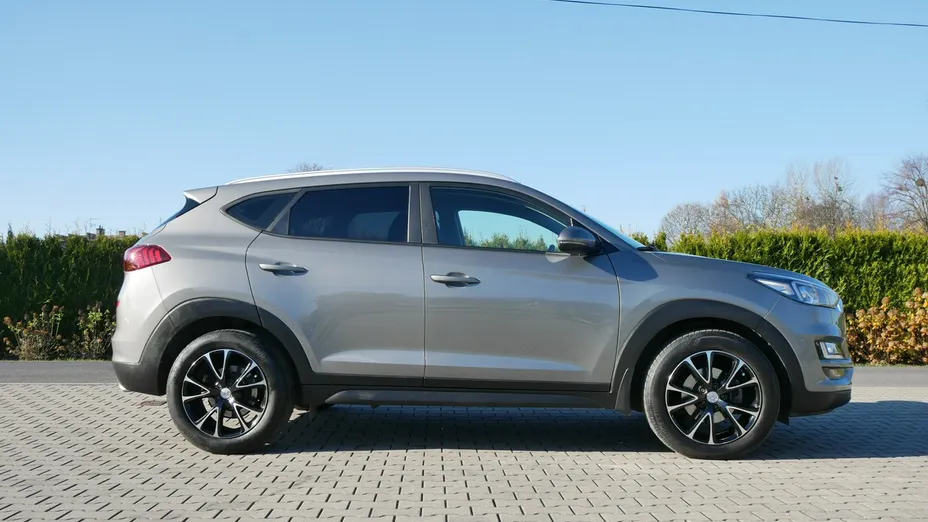 HYUNDAI Tucson -