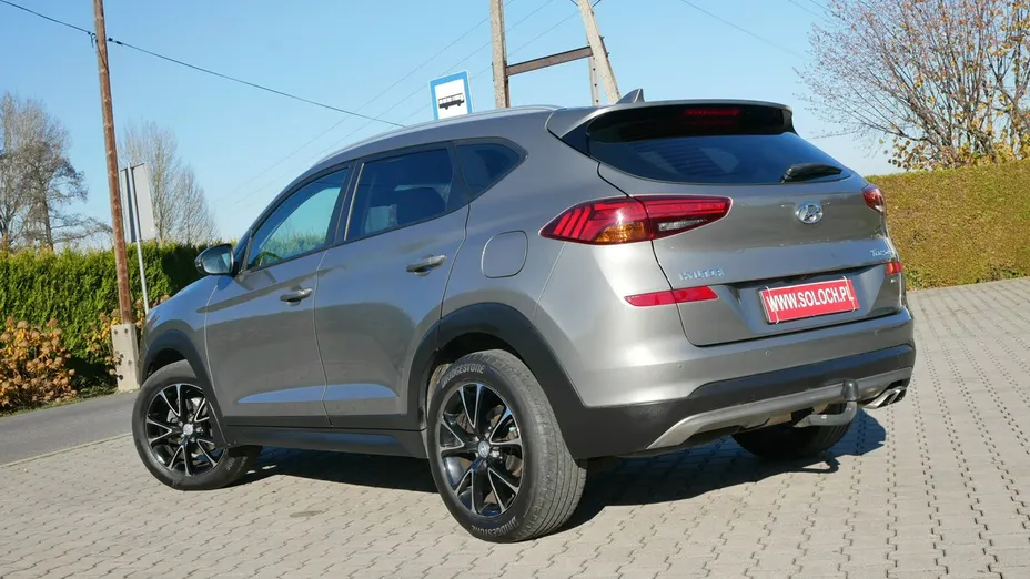HYUNDAI Tucson -