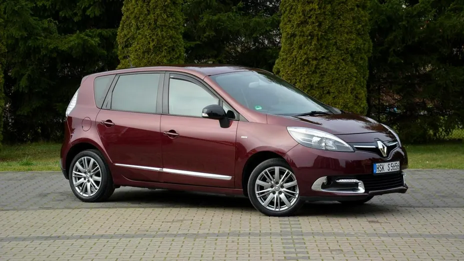 RENAULT Scenic -