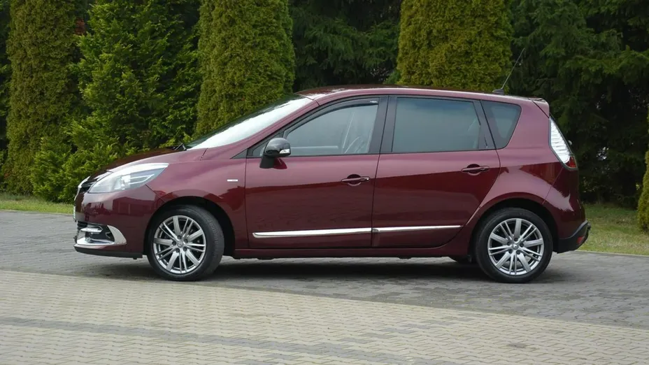 RENAULT Scenic -