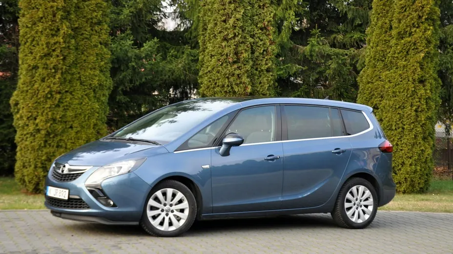 OPEL Zafira -
