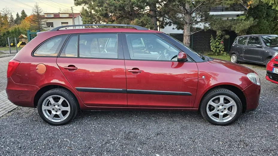 SKODA Fabia -