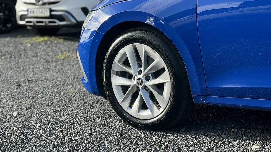 SKODA Octavia -