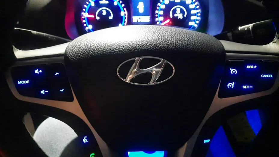 HYUNDAI i40 -