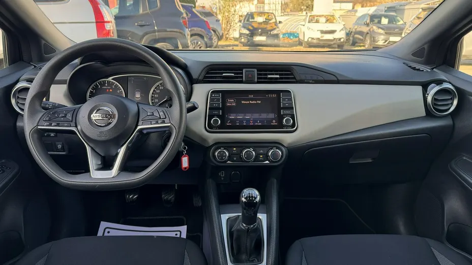 NISSAN Micra -