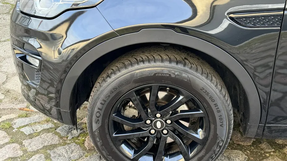 LAND ROVER Discovery Sport -