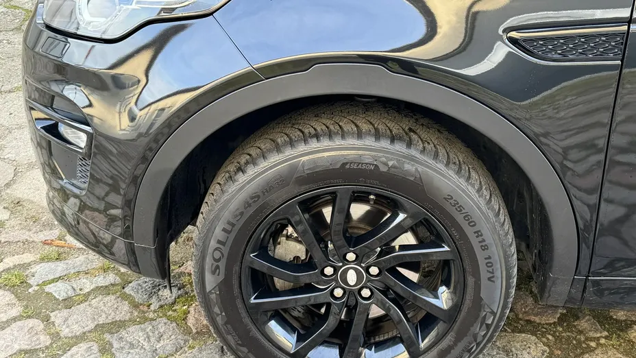 LAND ROVER Discovery Sport -