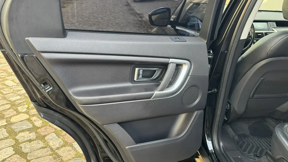 LAND ROVER Discovery Sport -