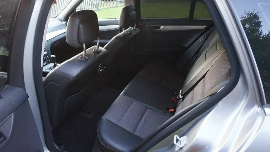 MERCEDES-BENZ C Klasa -